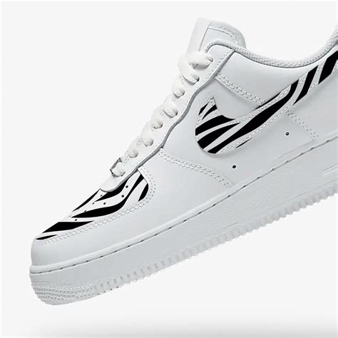 Nike Air Force 1 zebra